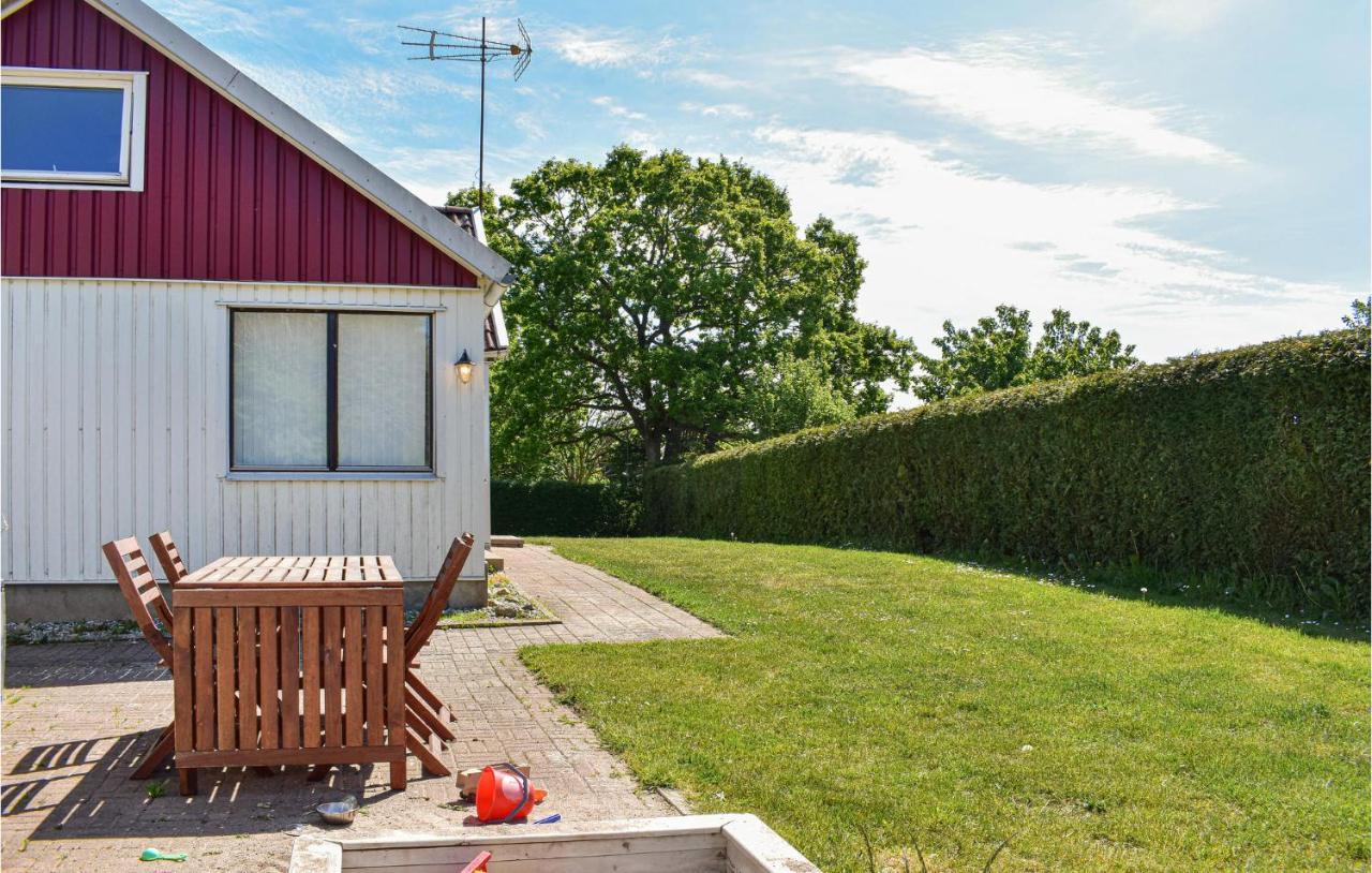 2 Bedroom Nice Home In Ystad Exterior photo